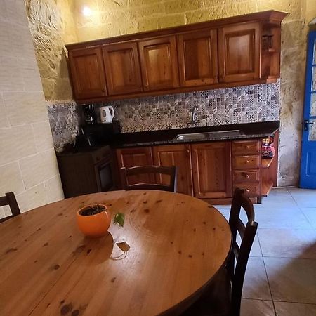 Ta Lucia Farmhouse With Private Pool And Bbq Vila Santa Luċija Exterior foto