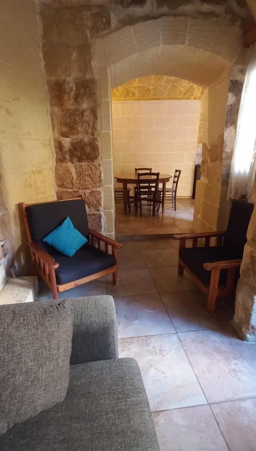 Ta Lucia Farmhouse With Private Pool And Bbq Vila Santa Luċija Exterior foto