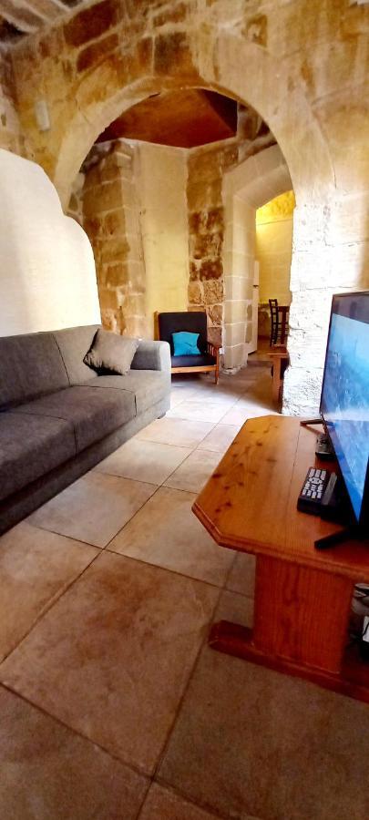 Ta Lucia Farmhouse With Private Pool And Bbq Vila Santa Luċija Exterior foto