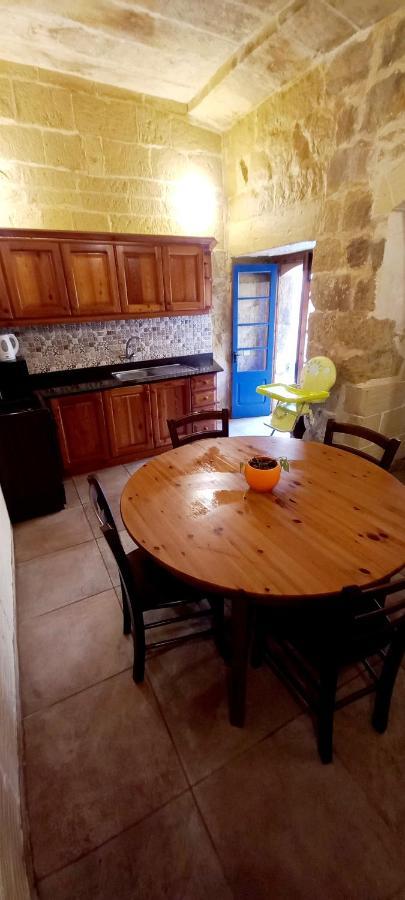 Ta Lucia Farmhouse With Private Pool And Bbq Vila Santa Luċija Exterior foto